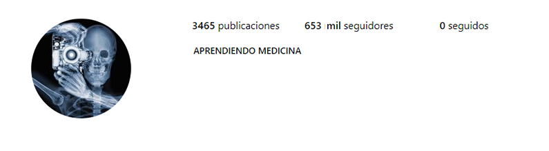 1_Influencer medico aprendiendo medicina